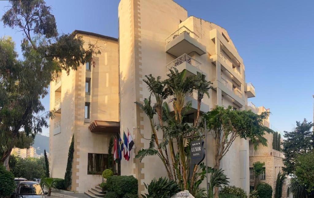 Luxor Hotel Джунія Екстер'єр фото