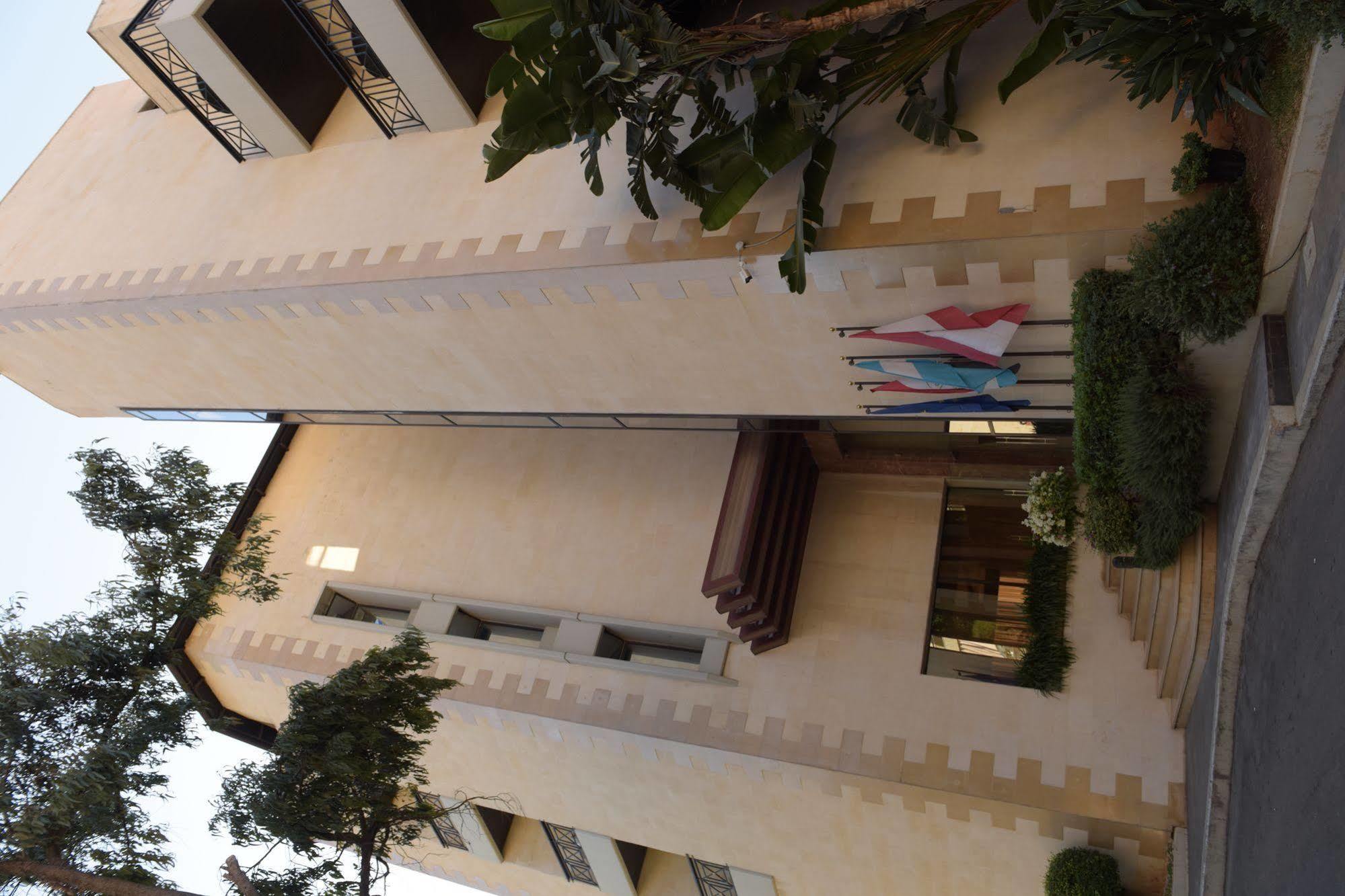 Luxor Hotel Джунія Екстер'єр фото